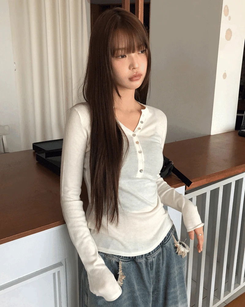 Half Button V-Neck Slim Fit Long Sleeve T-Shirt (Delayed delivery)