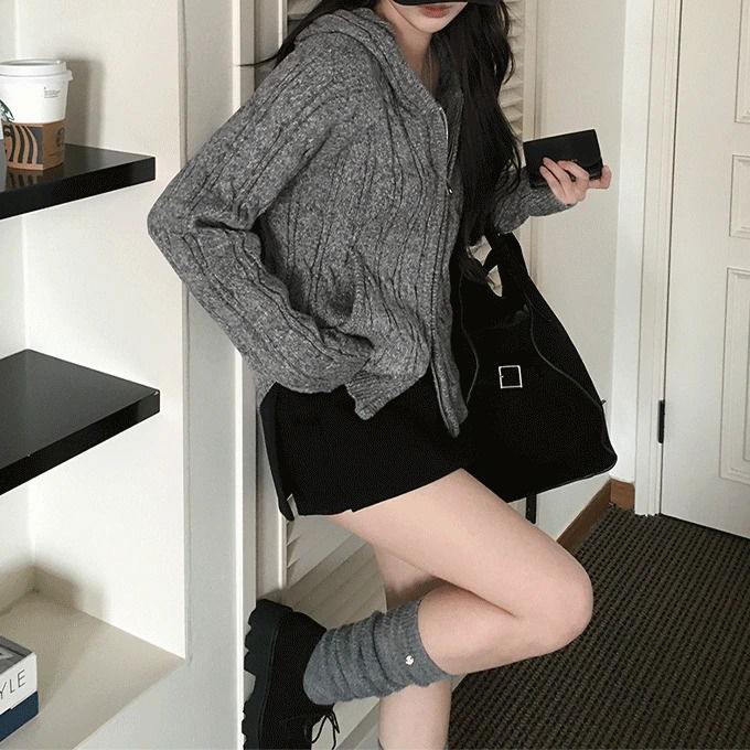 Two-moon pendant socks - 6 colors