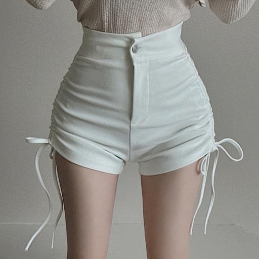 ショートパンツ