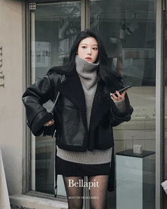 柔軟仿皮革翻領短版內刷毛外套