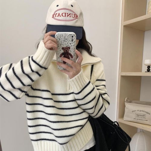 Semi Striped single-breasted knitwear  Zip-up