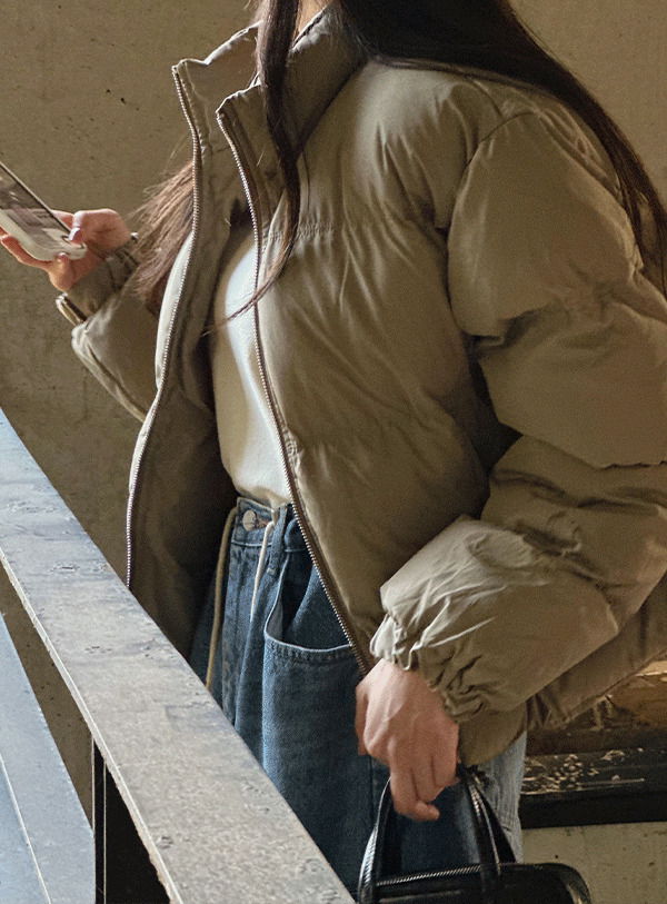 ダウンジャケット