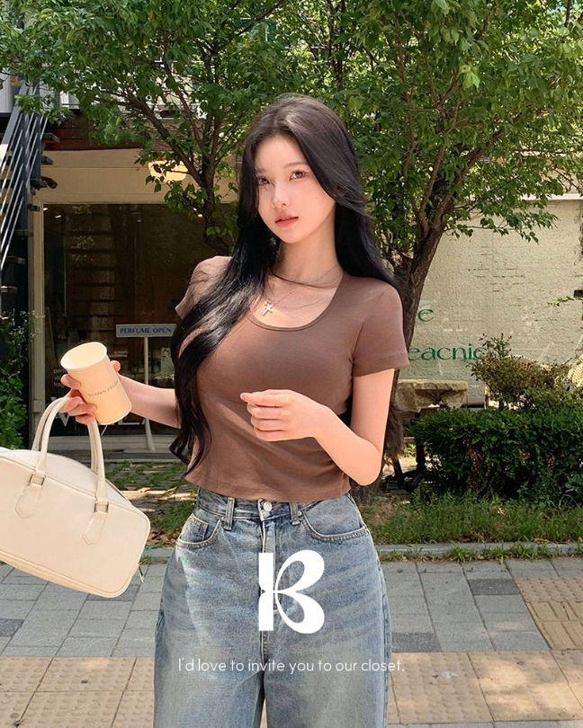 Bubble gum unique semi-crop slim short-sleeved T-shirt