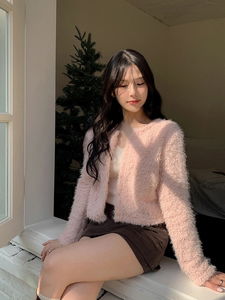 Mobel Crop Boucle Fur Poggle Cardigan