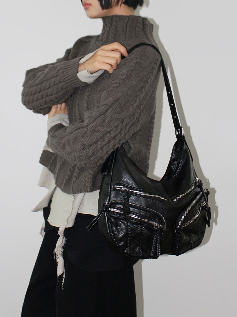 VINTAGE RIDER LEATHER BAG (white / black)