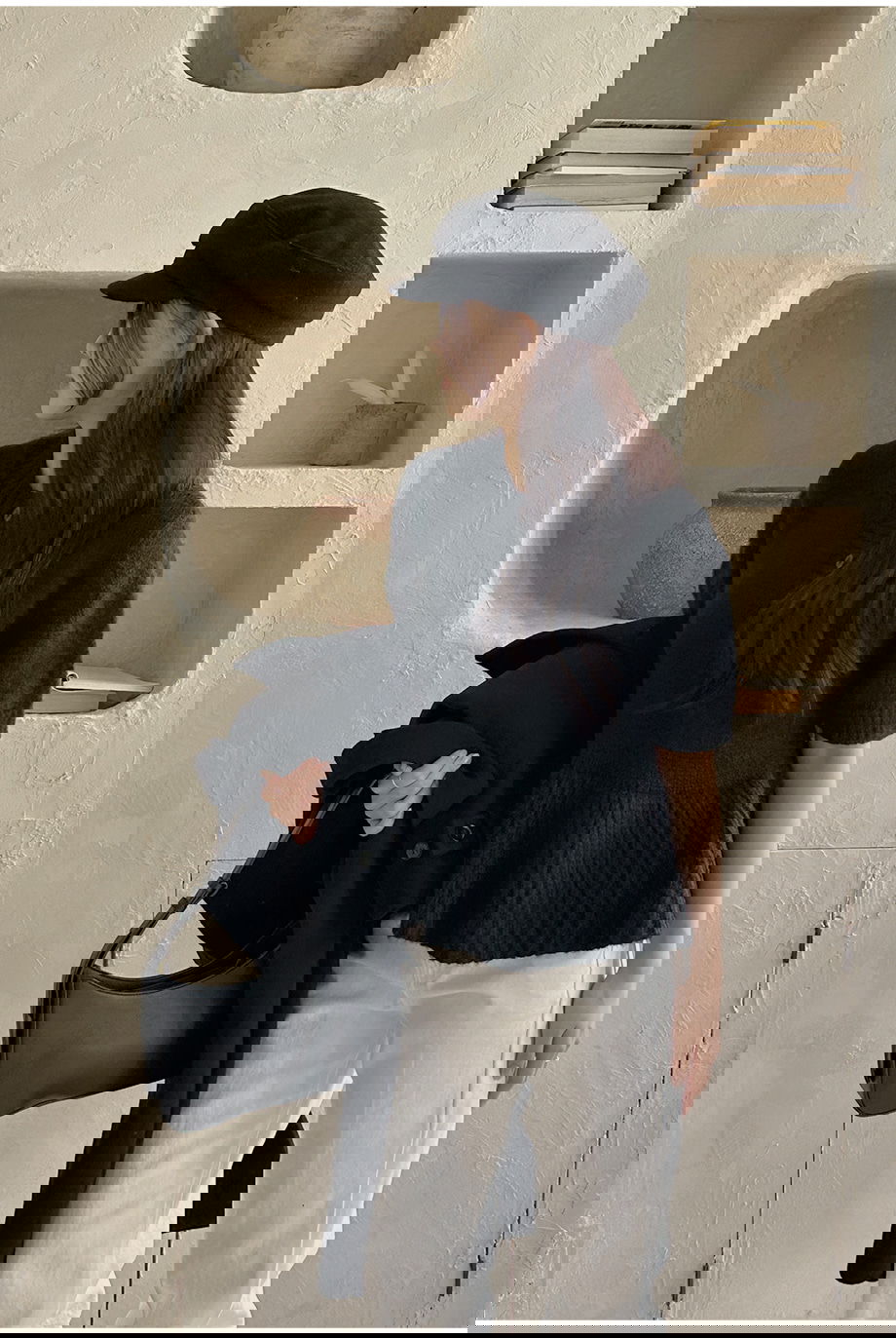 리리앤코 벨로테린 페플럼 버튼 루즈핏 반팔 니트