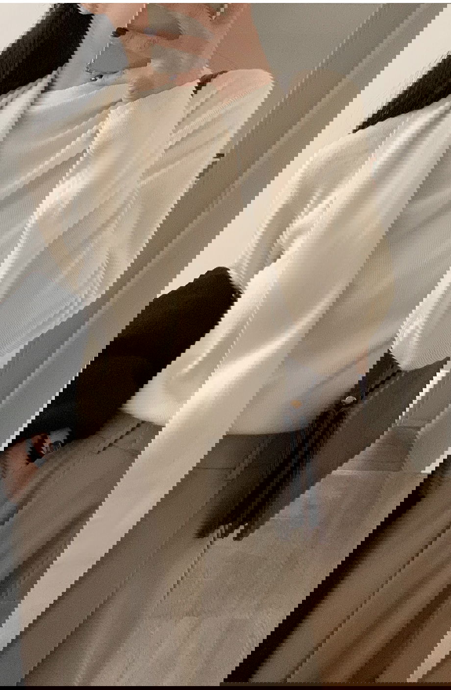 리리앤코 루시렌느 드레이프 머플러 니트