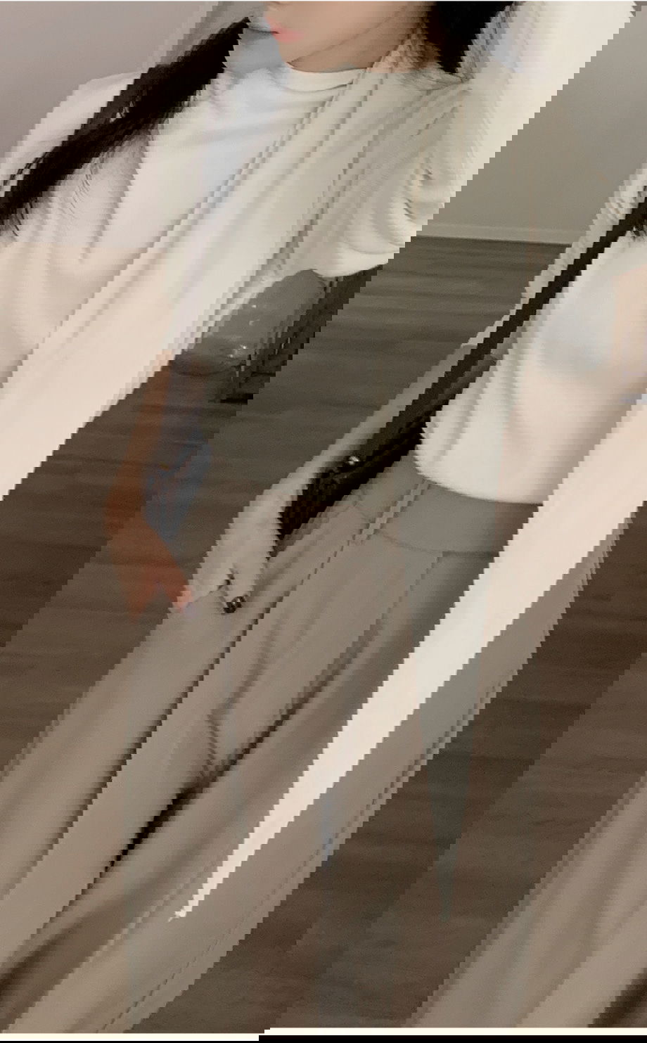 리리앤코 루시렌느 드레이프 머플러 니트