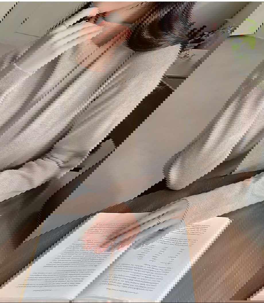 리리앤코 루시렌느 드레이프 머플러 니트