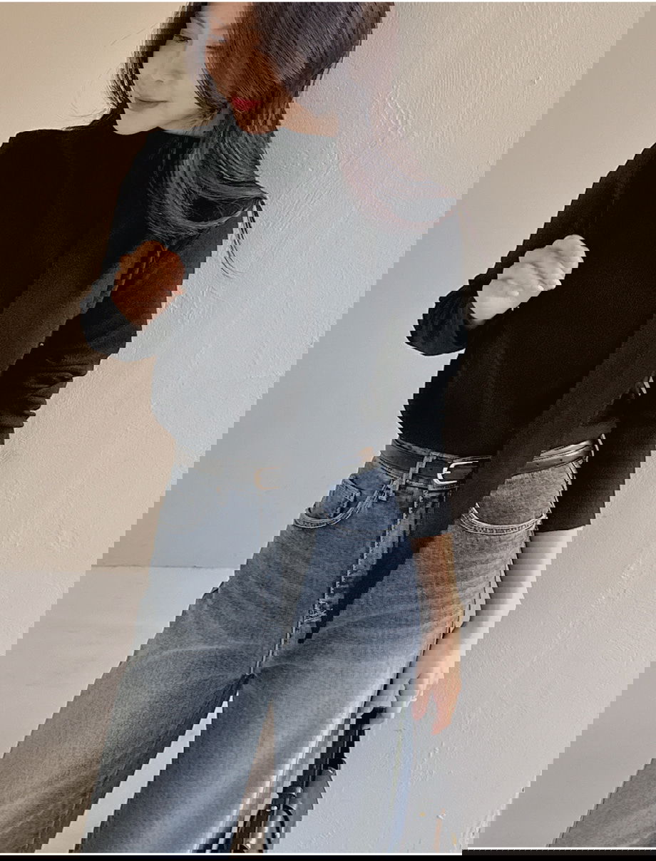 리리앤코 루시렌느 드레이프 머플러 니트