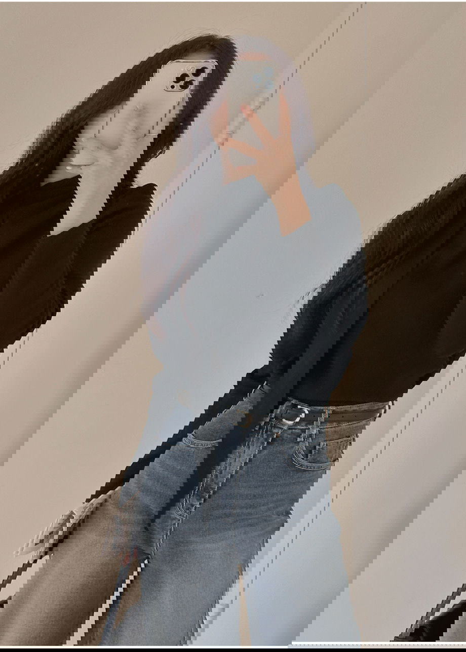 리리앤코 루시렌느 드레이프 머플러 니트