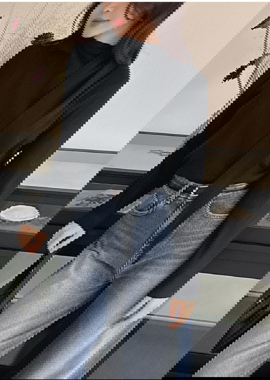 리리앤코 루시렌느 드레이프 머플러 니트