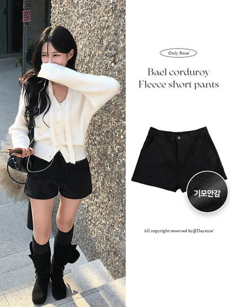 ショートパンツ