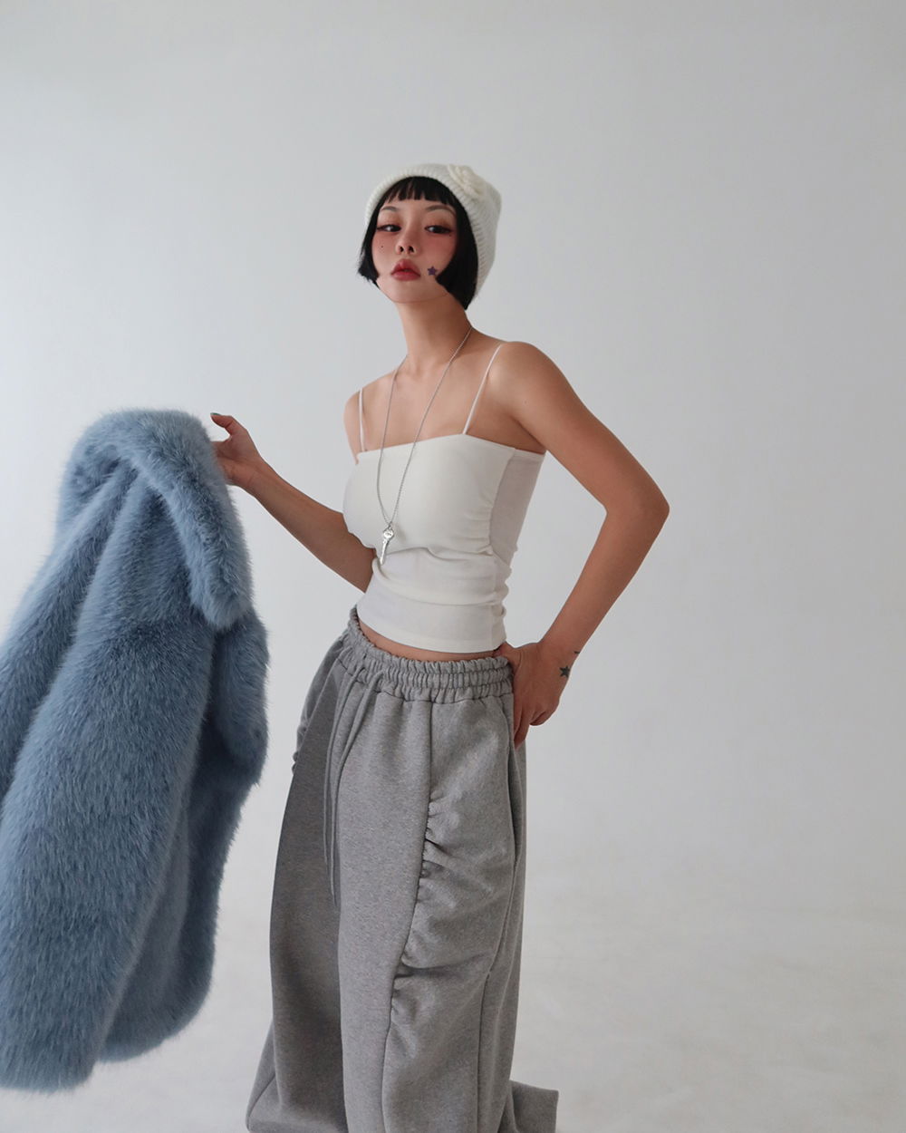 모자 모델 착용 이미지-S1L60