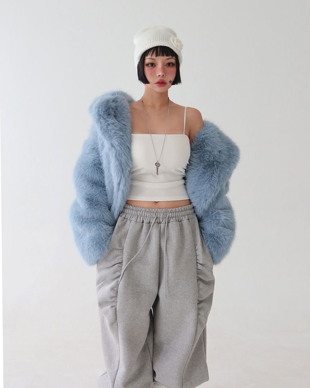 모자 모델 착용 이미지-S1L57