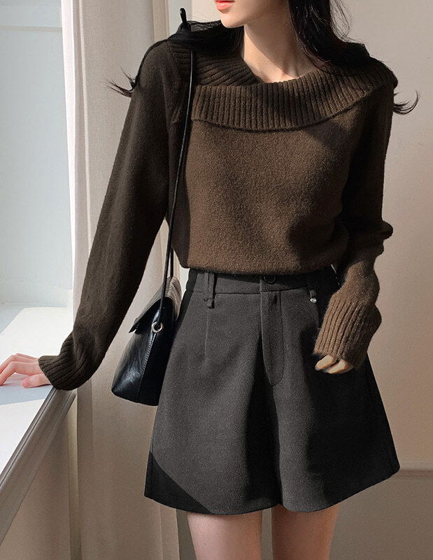 Bolita Unbal Off-Shoulder Knitwear