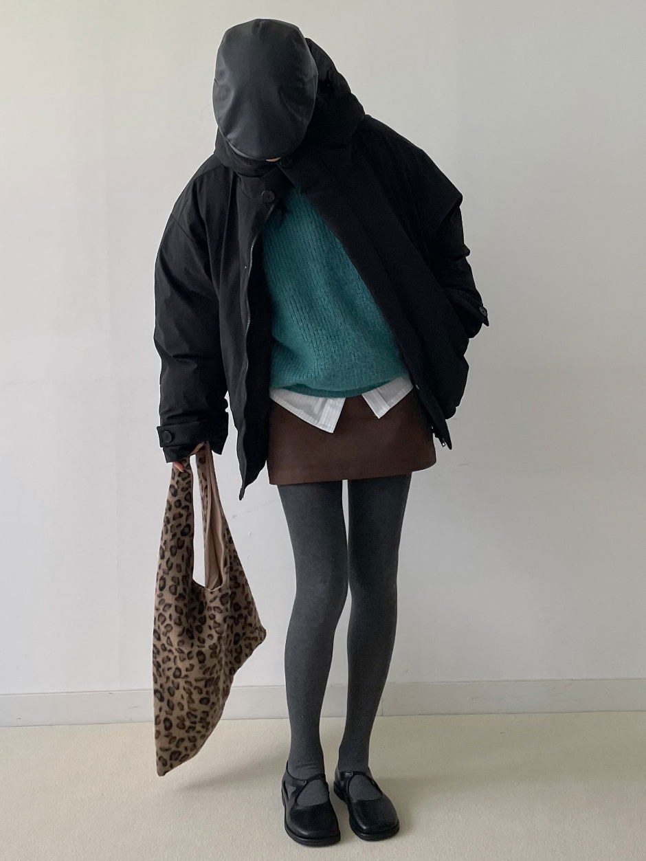 긴팔 티셔츠 모델 착용 이미지-S3L8