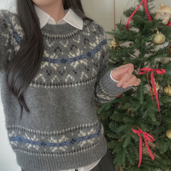 精選寬肩圓領北歐風針織衫