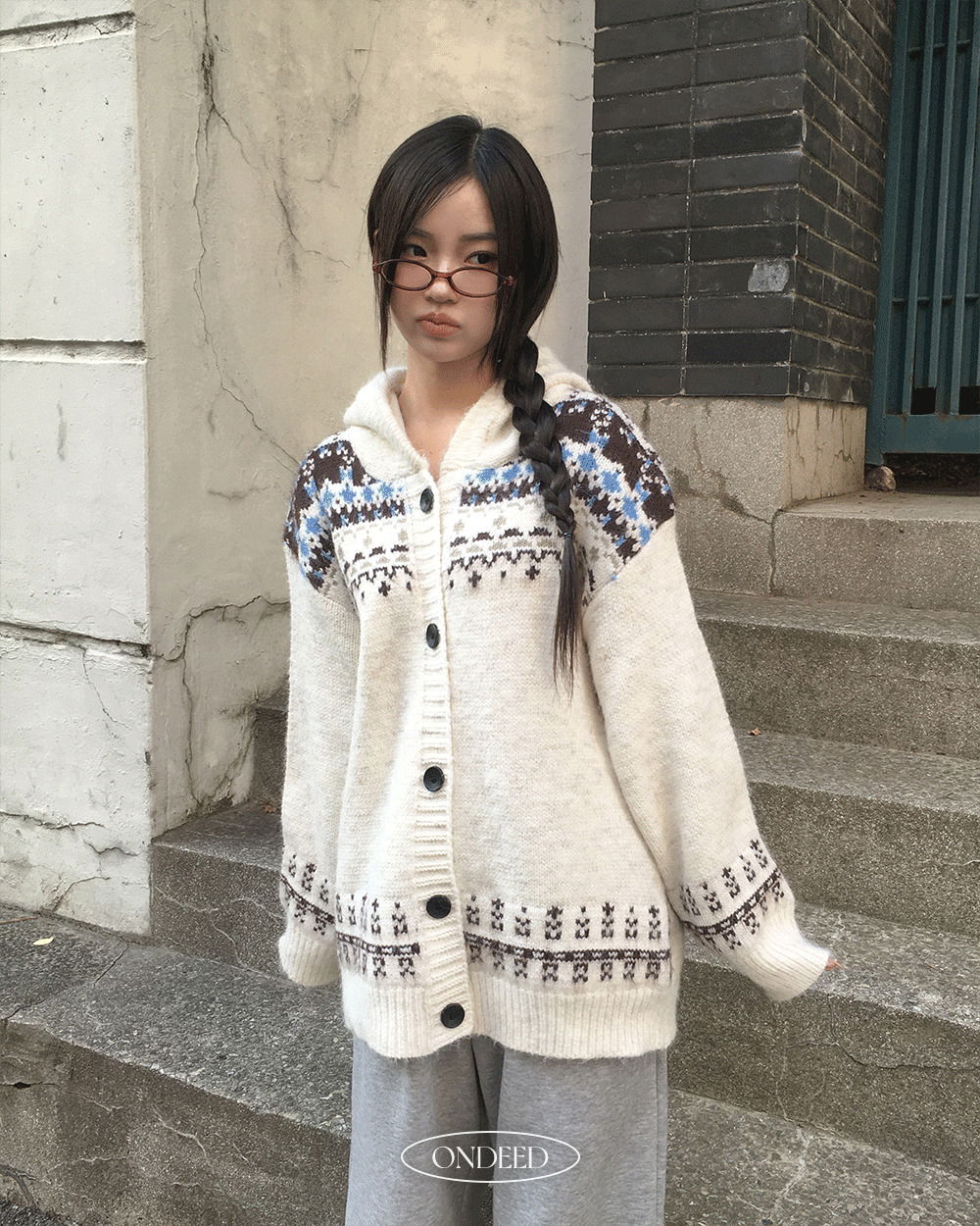 北歐風連帽排扣寬鬆針織外套