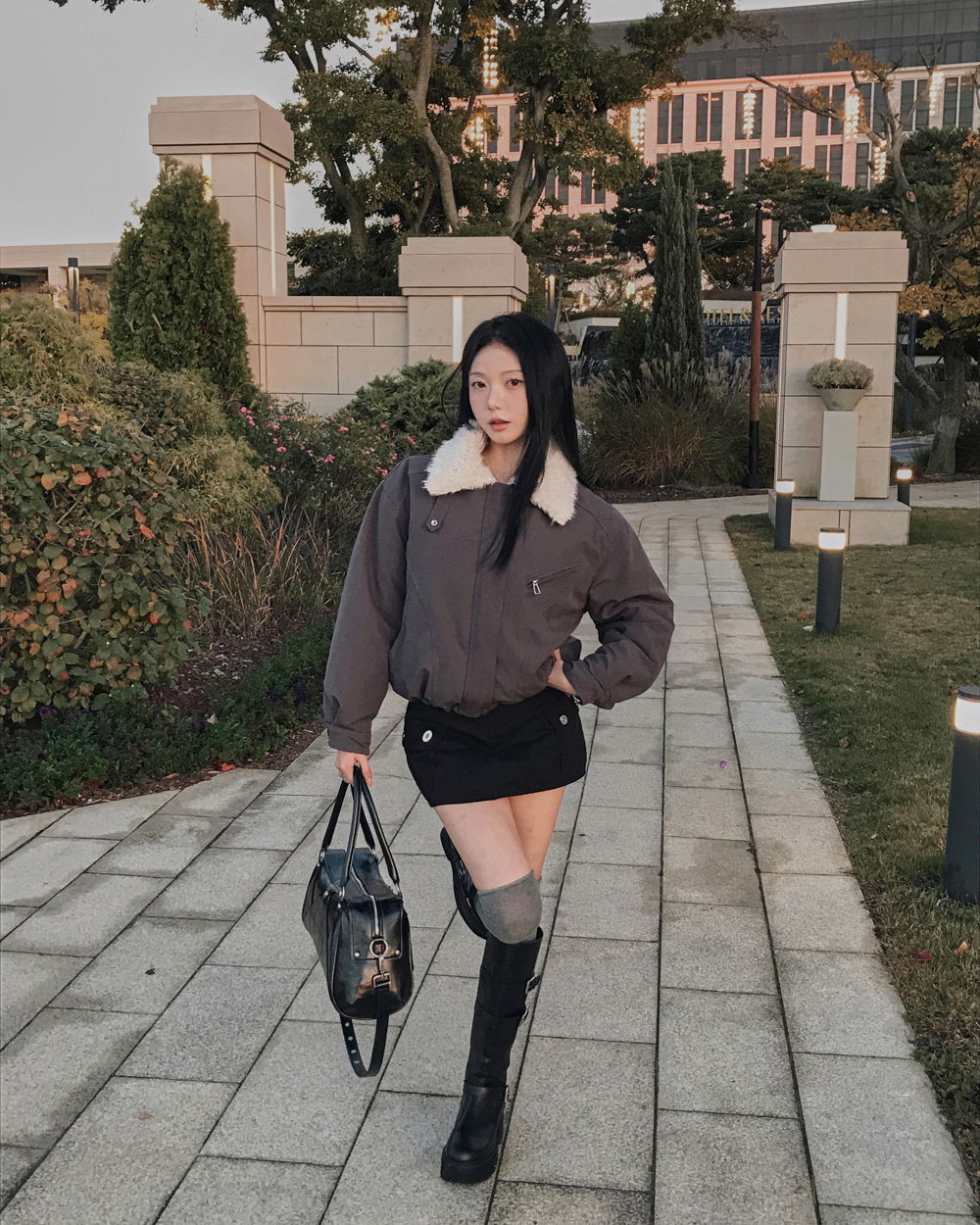 신발 모델 착용 이미지-S1L40