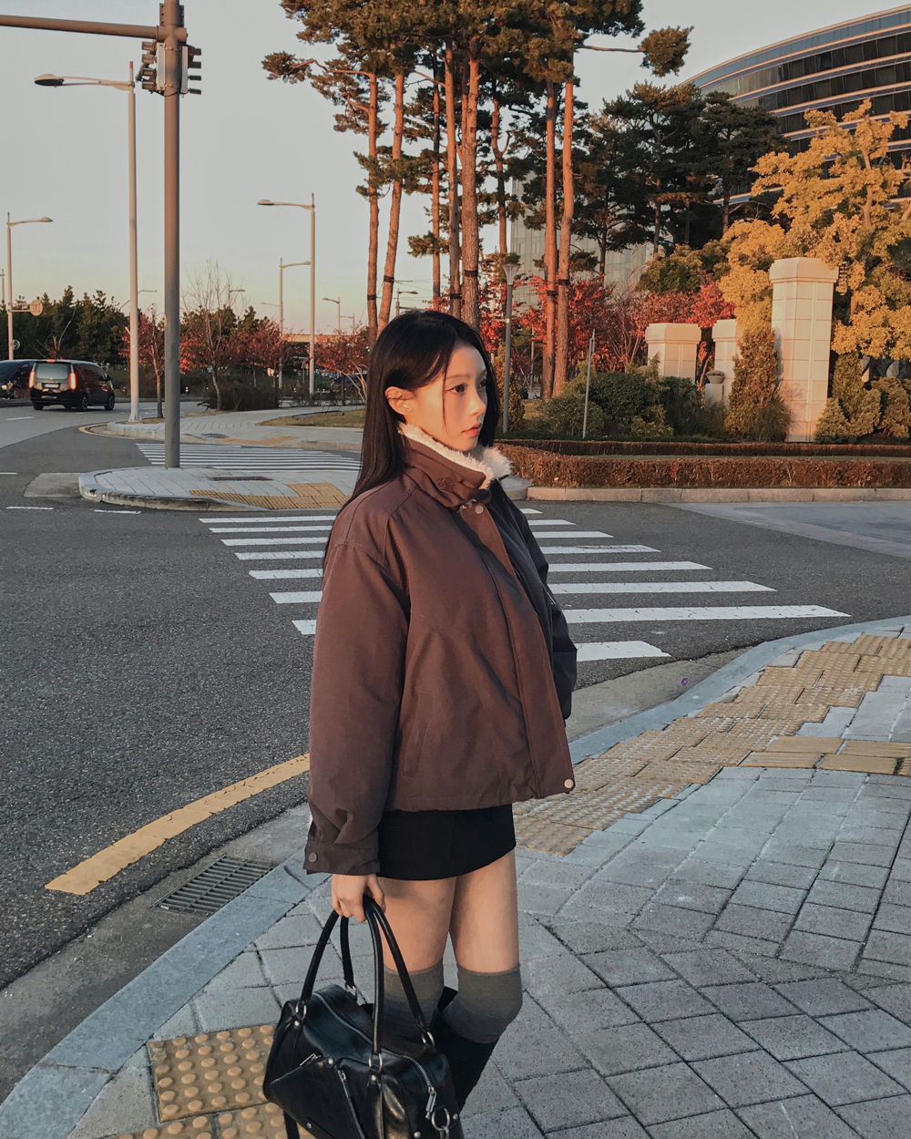 신발 모델 착용 이미지-S1L53