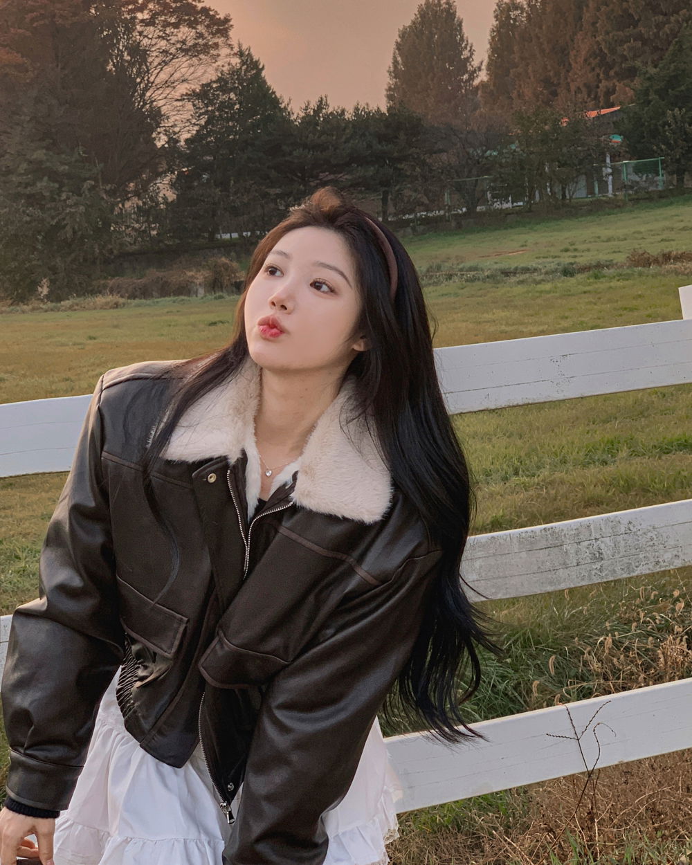 신발 모델 착용 이미지-S1L71