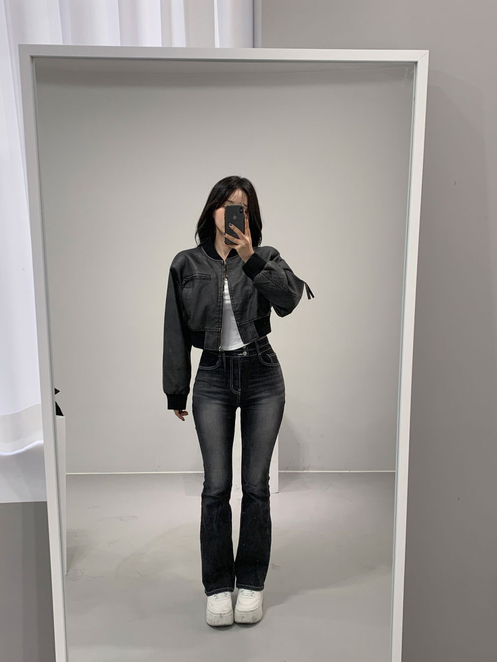 재킷 모델 착용 이미지-S4L9