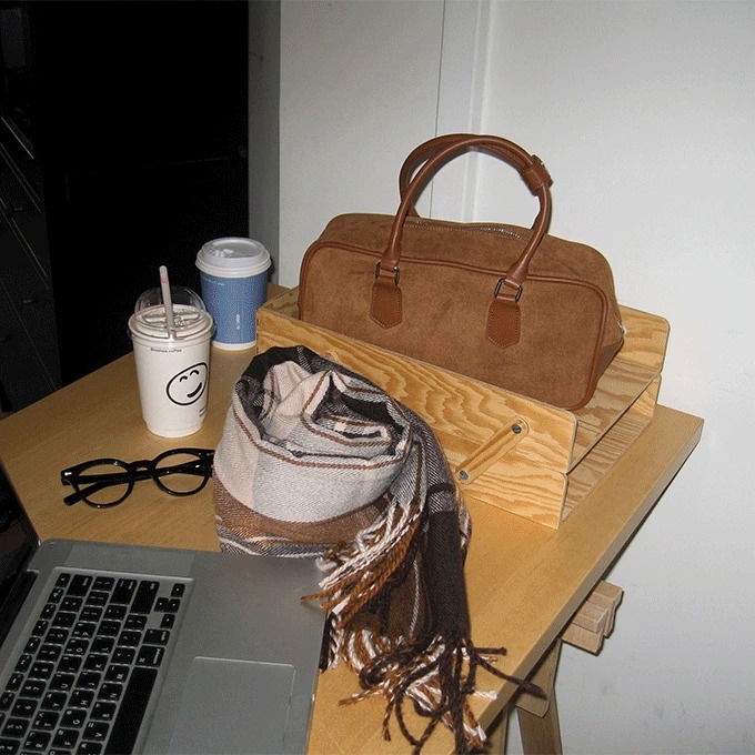 Bergen Suede Tote Bag -2 Colors