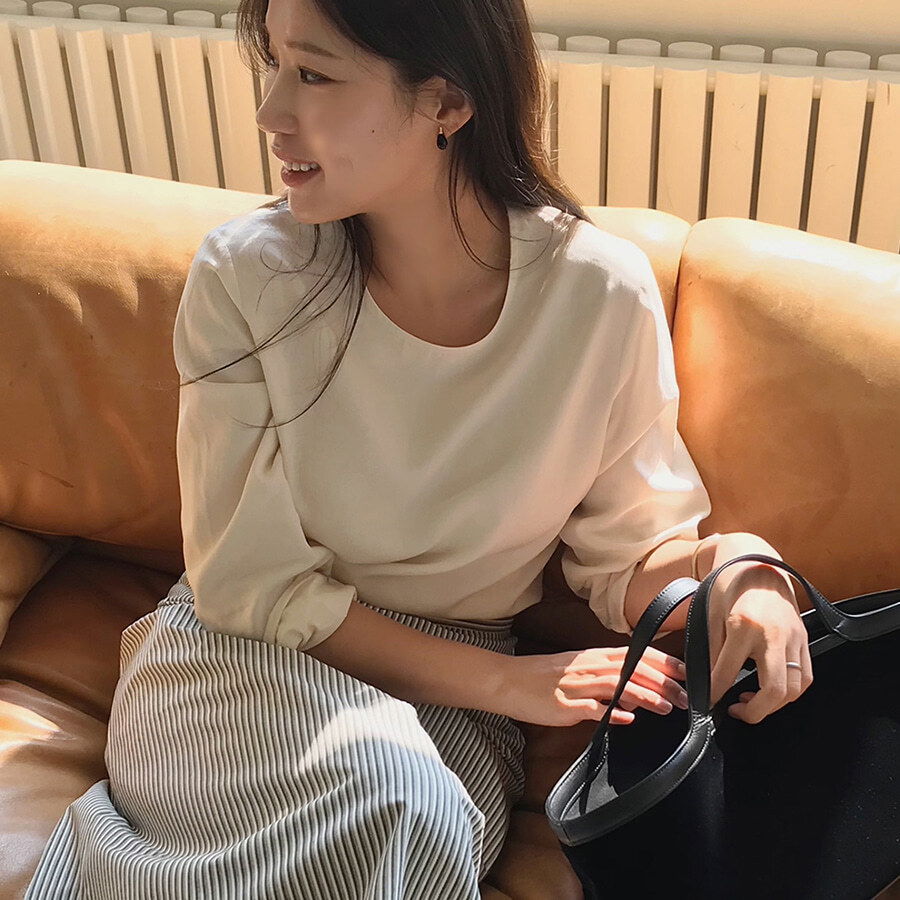 Ella Gemstone Earrings 耳環