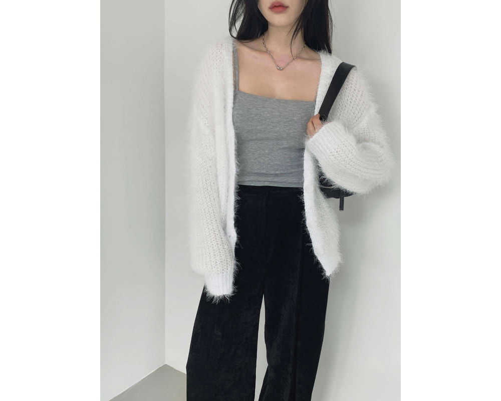 긴팔 티셔츠 모델 착용 이미지-S1L22