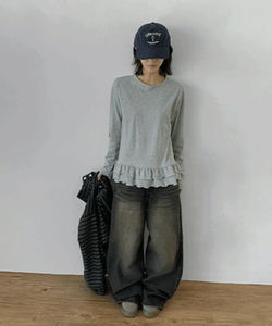 Diuri Frill Long Sleeve T-Shirt