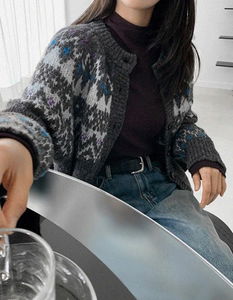 Huen #RoundneckNordicCardigan