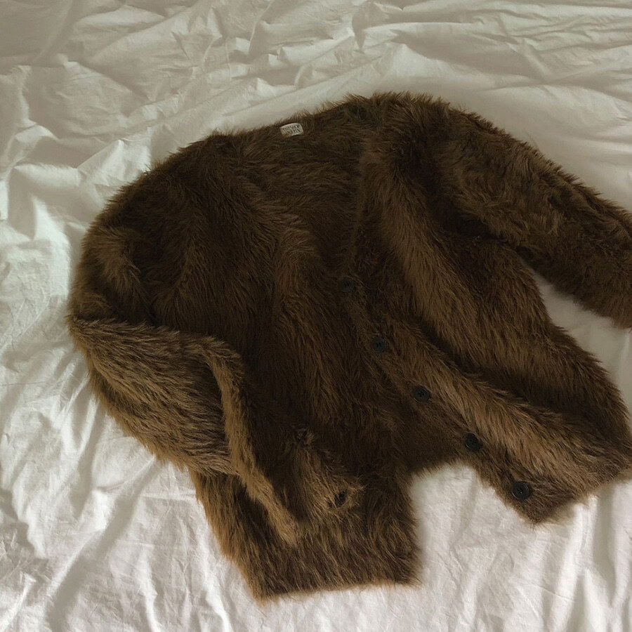 ポーズファーカーディガン (人気商品配送遅延)