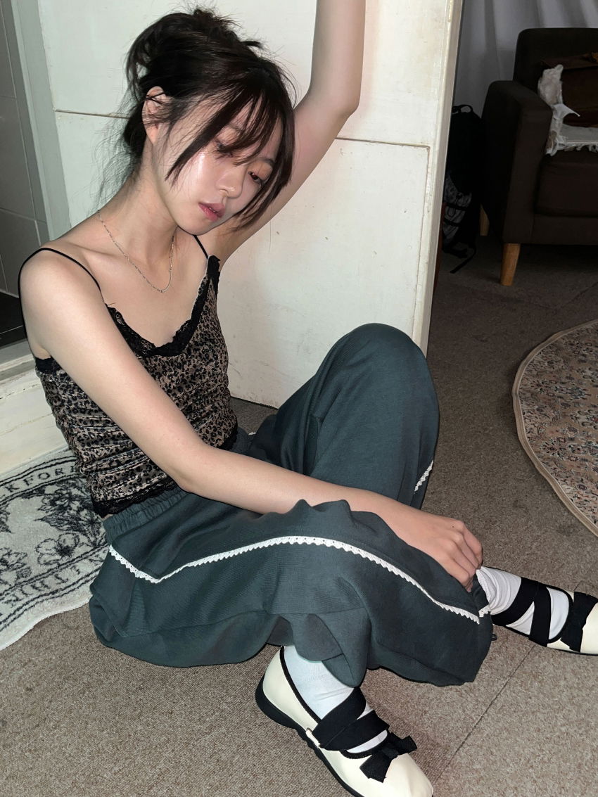 신발 모델 착용 이미지-S1L50