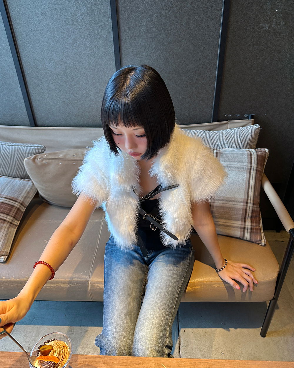 재킷 모델 착용 이미지-S1L64