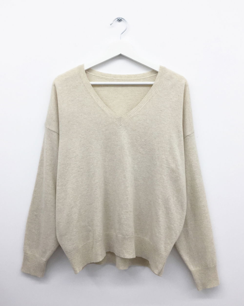 긴팔 티셔츠 크림 색상 이미지-S1L39