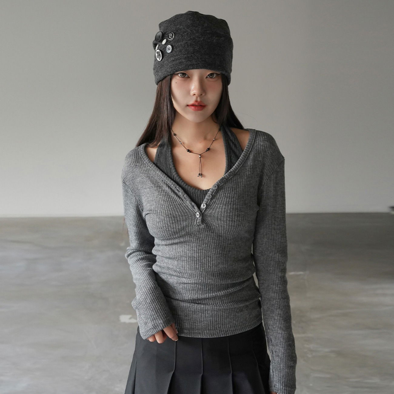 Rikubi Button T-shirt