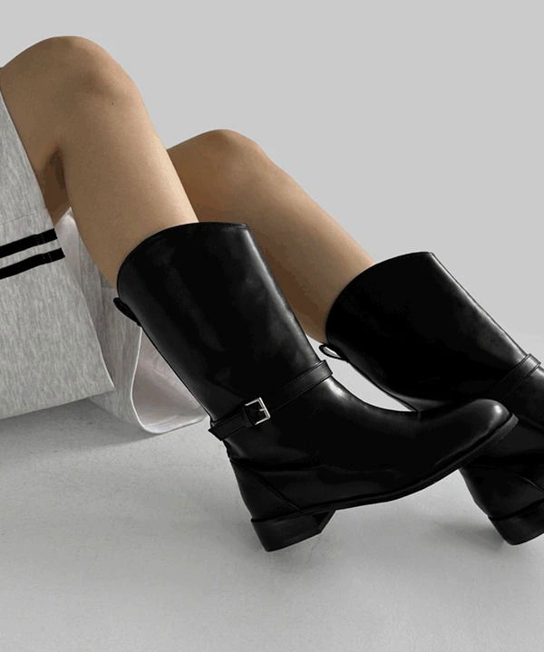 Merdi Belt V-Cut Half Midi Boots