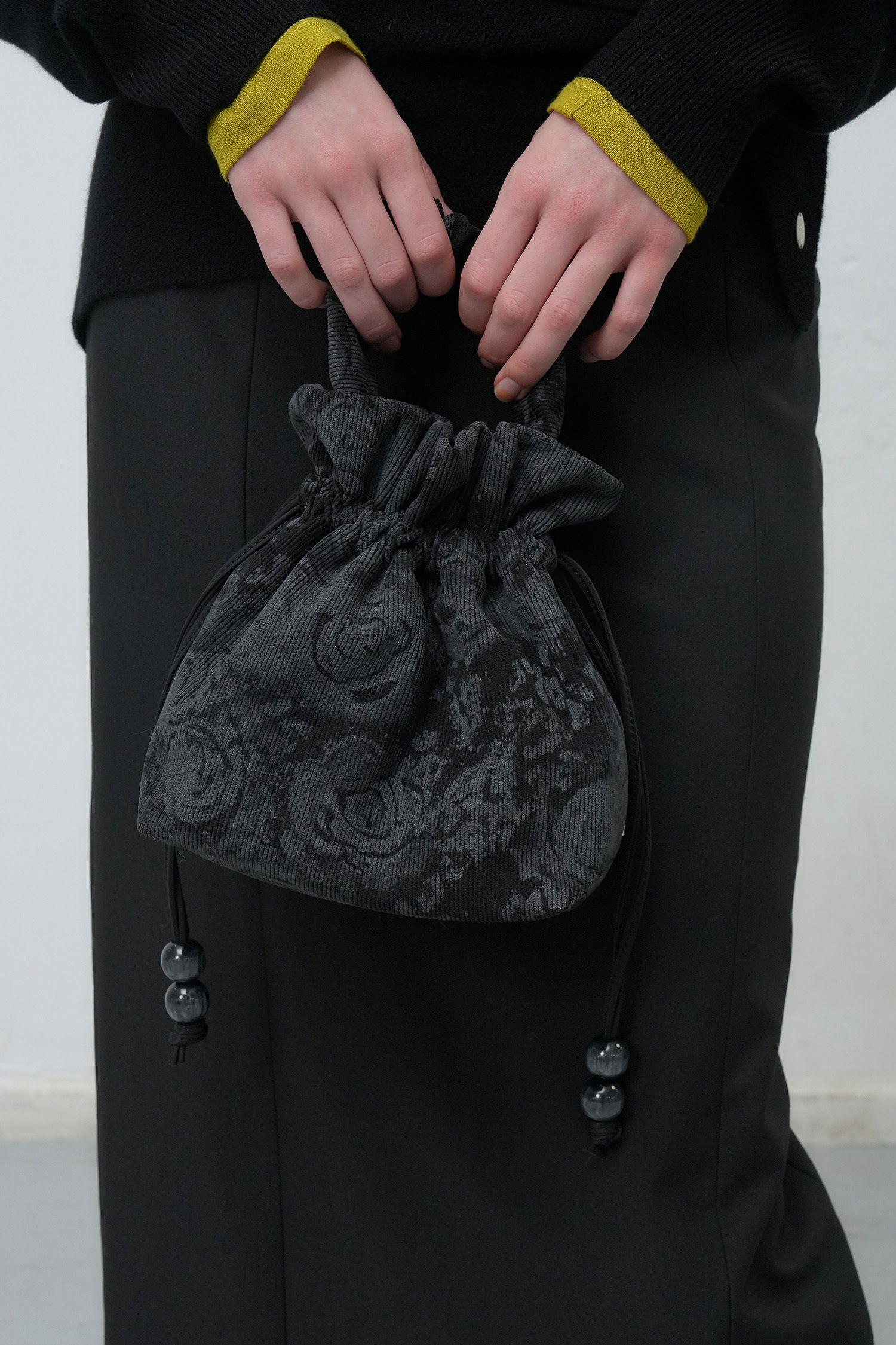 絨布花卉水桶手提肩背包