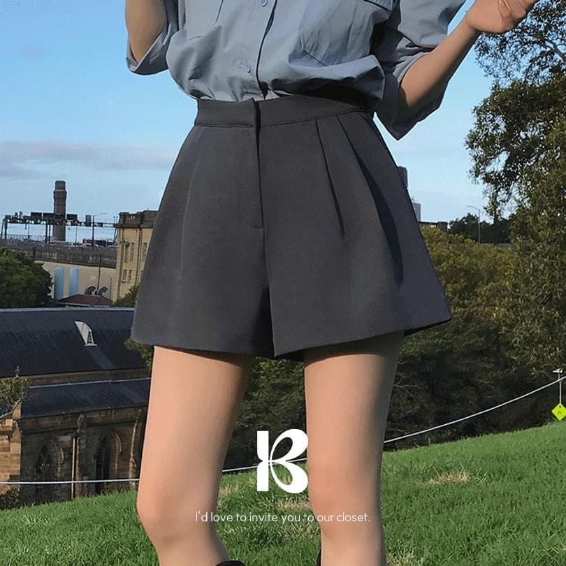 ショートパンツ