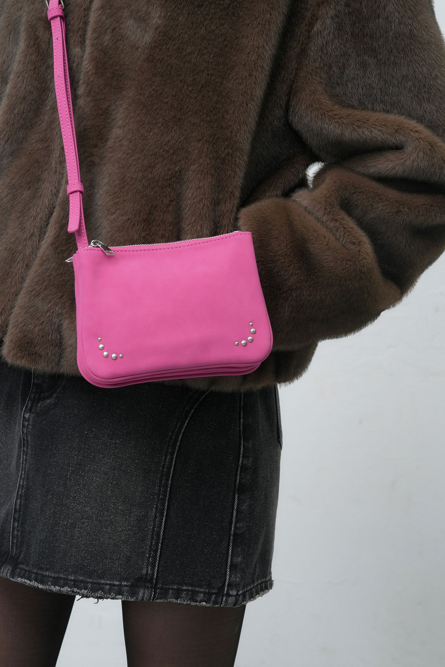 WOMAN Accordion Cross Bag 肩背包