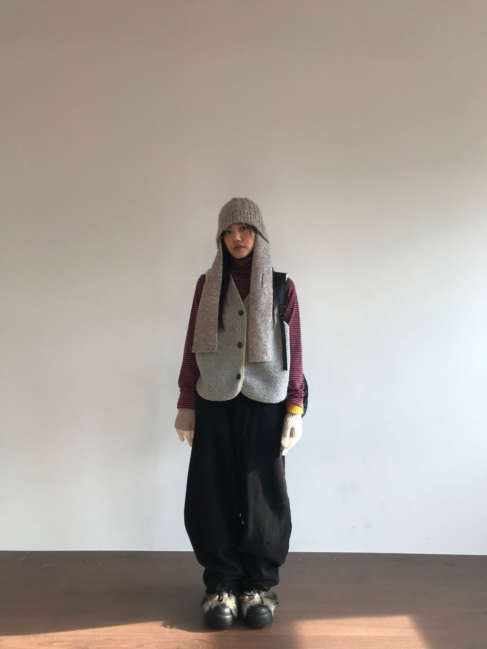 바지 모델 착용 이미지-S3L16