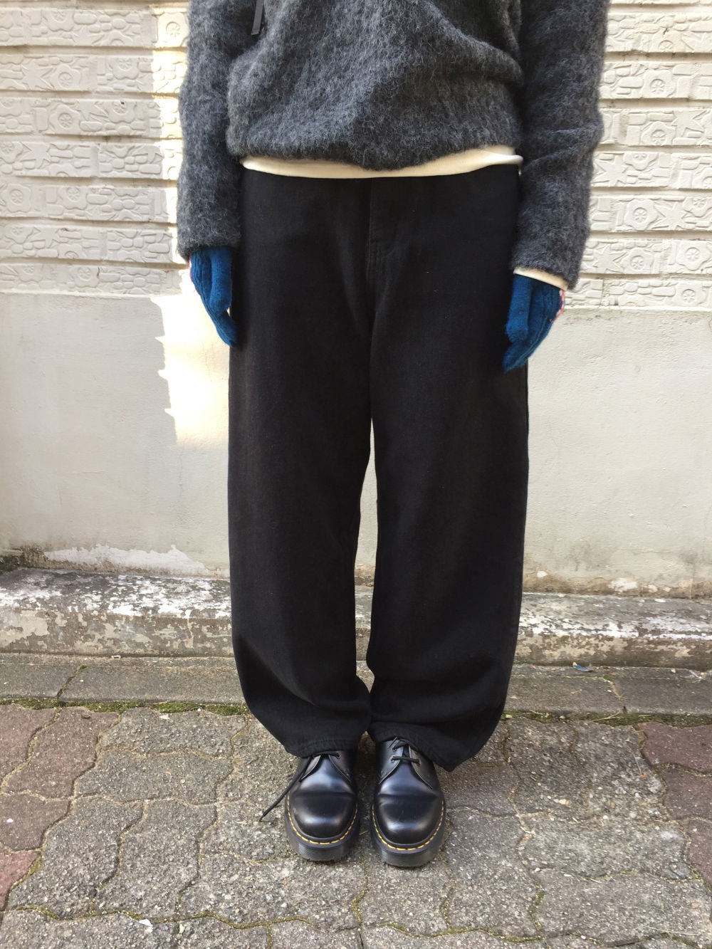 바지 모델 착용 이미지-S3L43