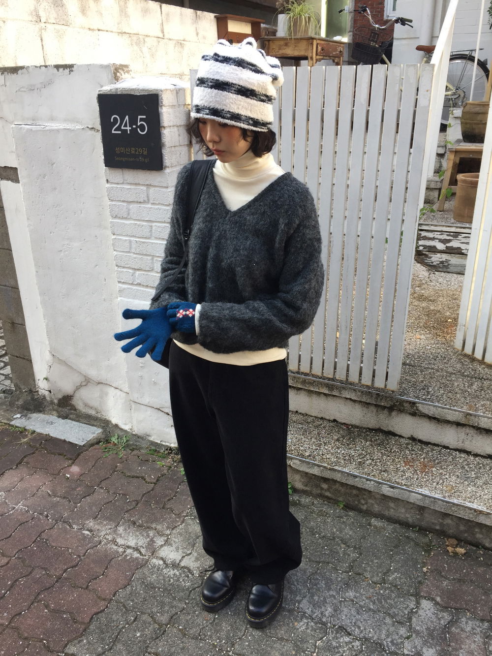 바지 모델 착용 이미지-S3L41