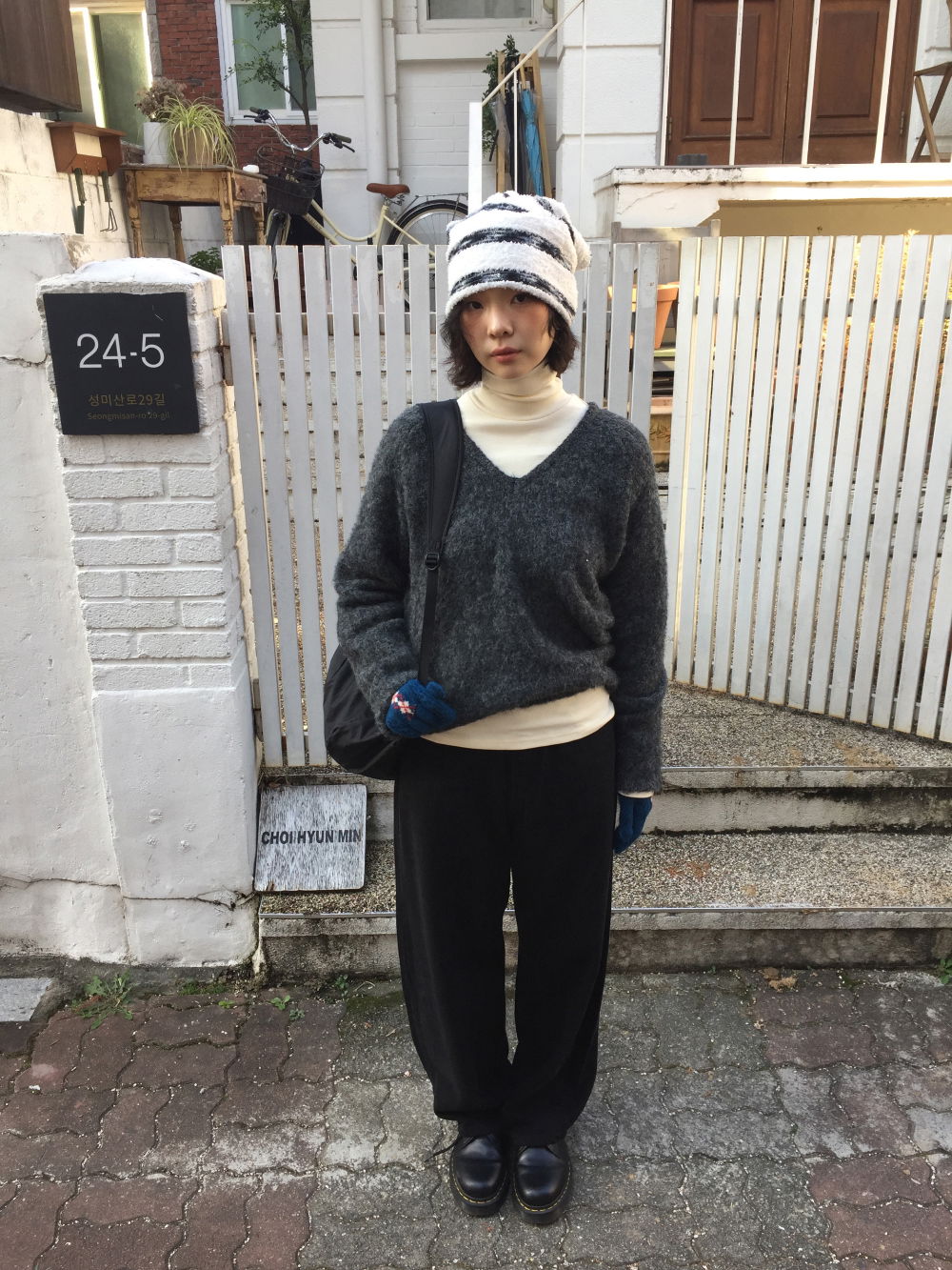 바지 모델 착용 이미지-S3L39