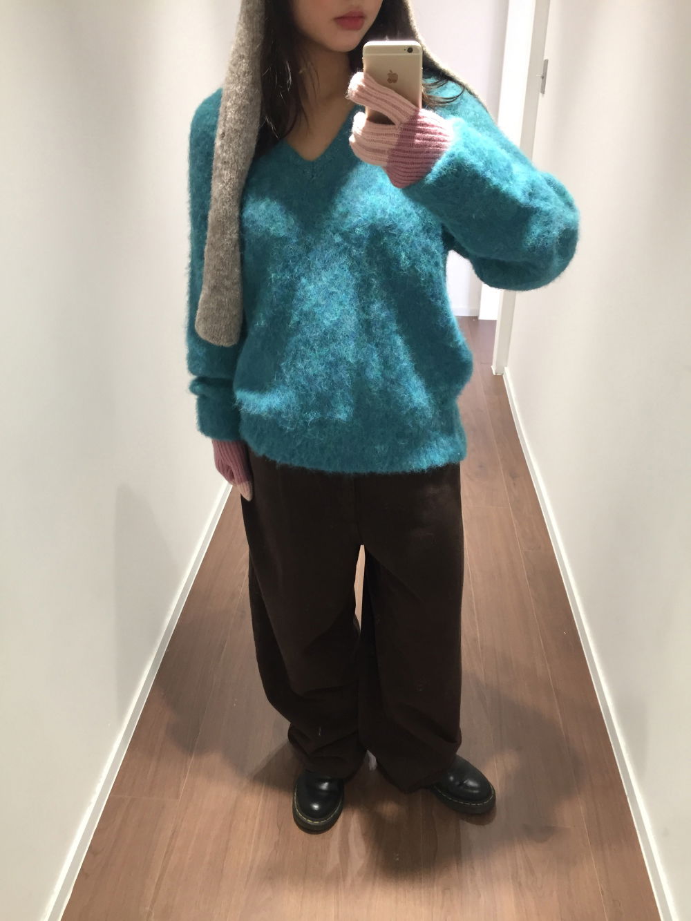 바지 모델 착용 이미지-S3L49