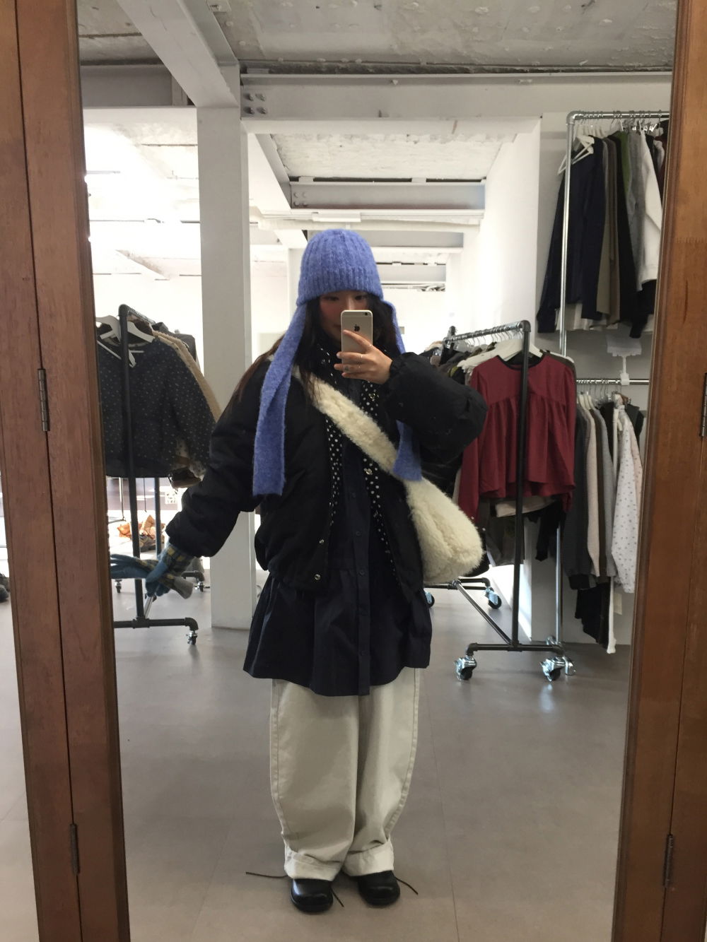 바지 모델 착용 이미지-S3L62