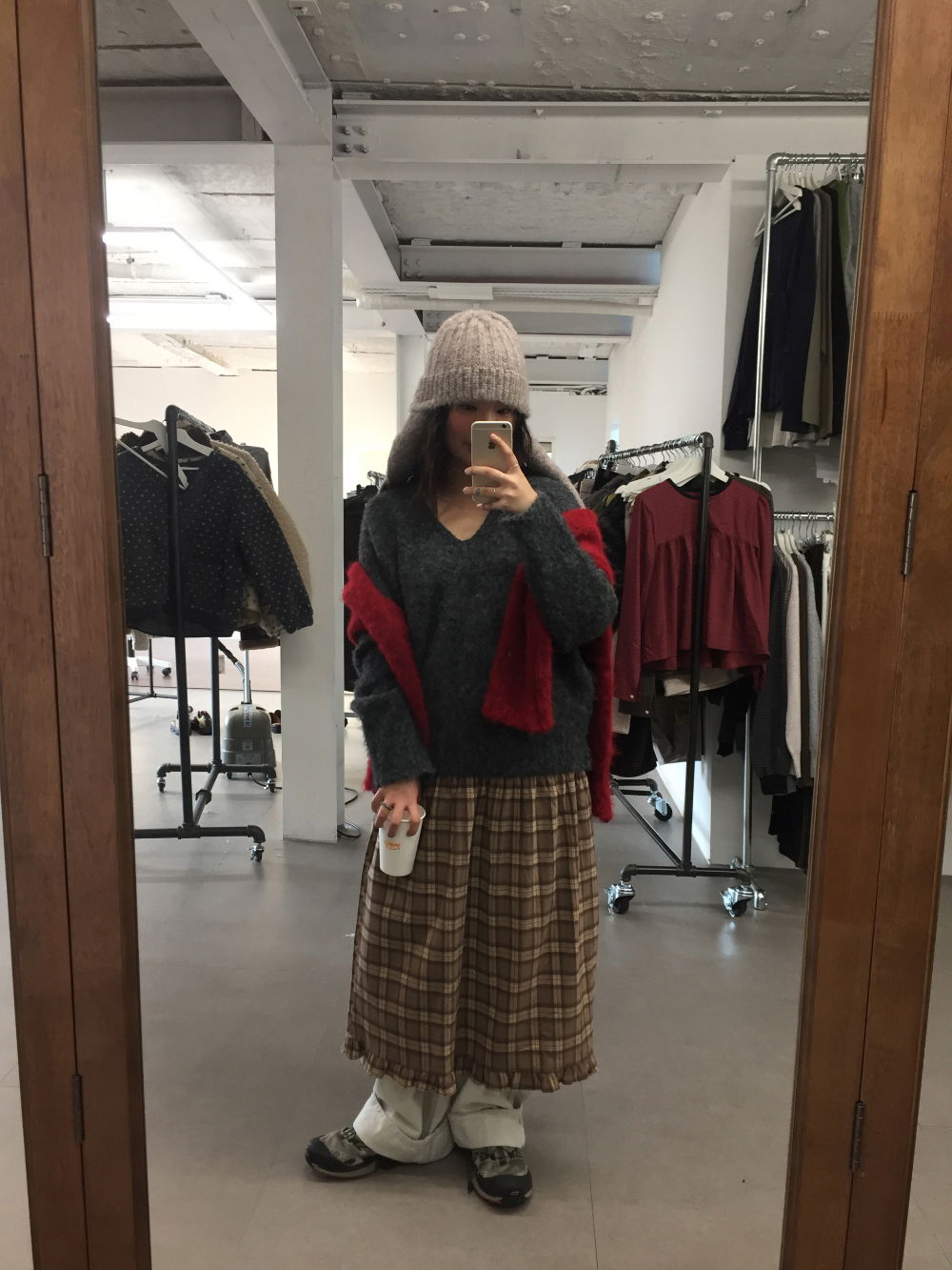 바지 모델 착용 이미지-S3L78