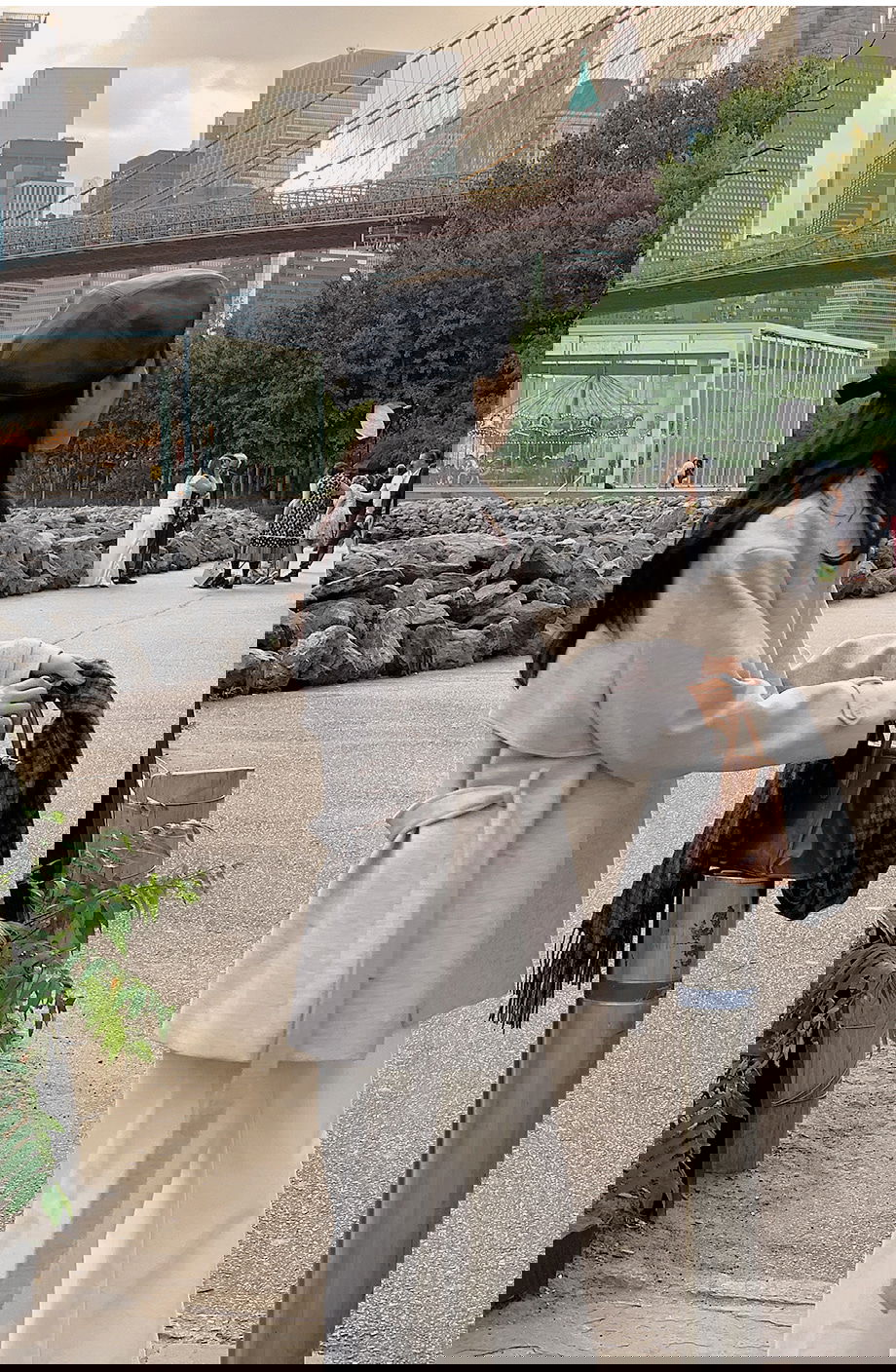 리리앤코 하로픈 플랩 카라넥 벨트 하프 코트