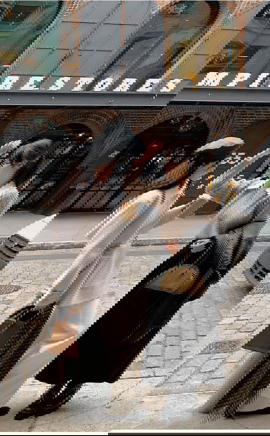 리리앤코 하로픈 플랩 카라넥 벨트 하프 코트